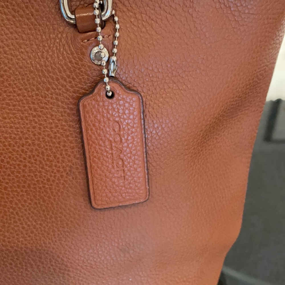 Coach Tote - Picture 3 of 15